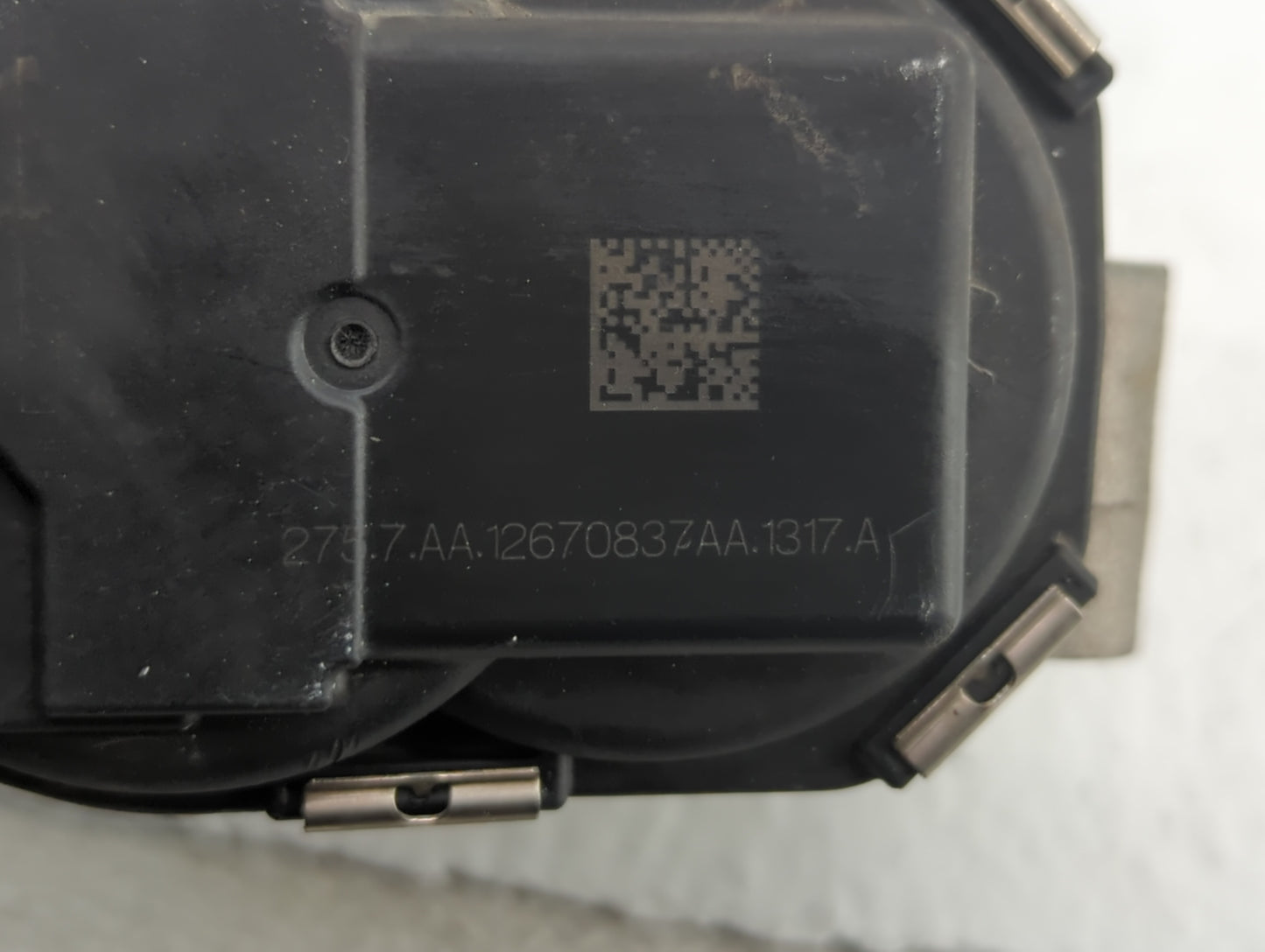 2018 Gmc Terrain Throttle Body P/N:12670837AA 12681472AA, 12670937AA, 12627067DA Fits Fits 2013 2014 2015 2016 2017 2019 OEM