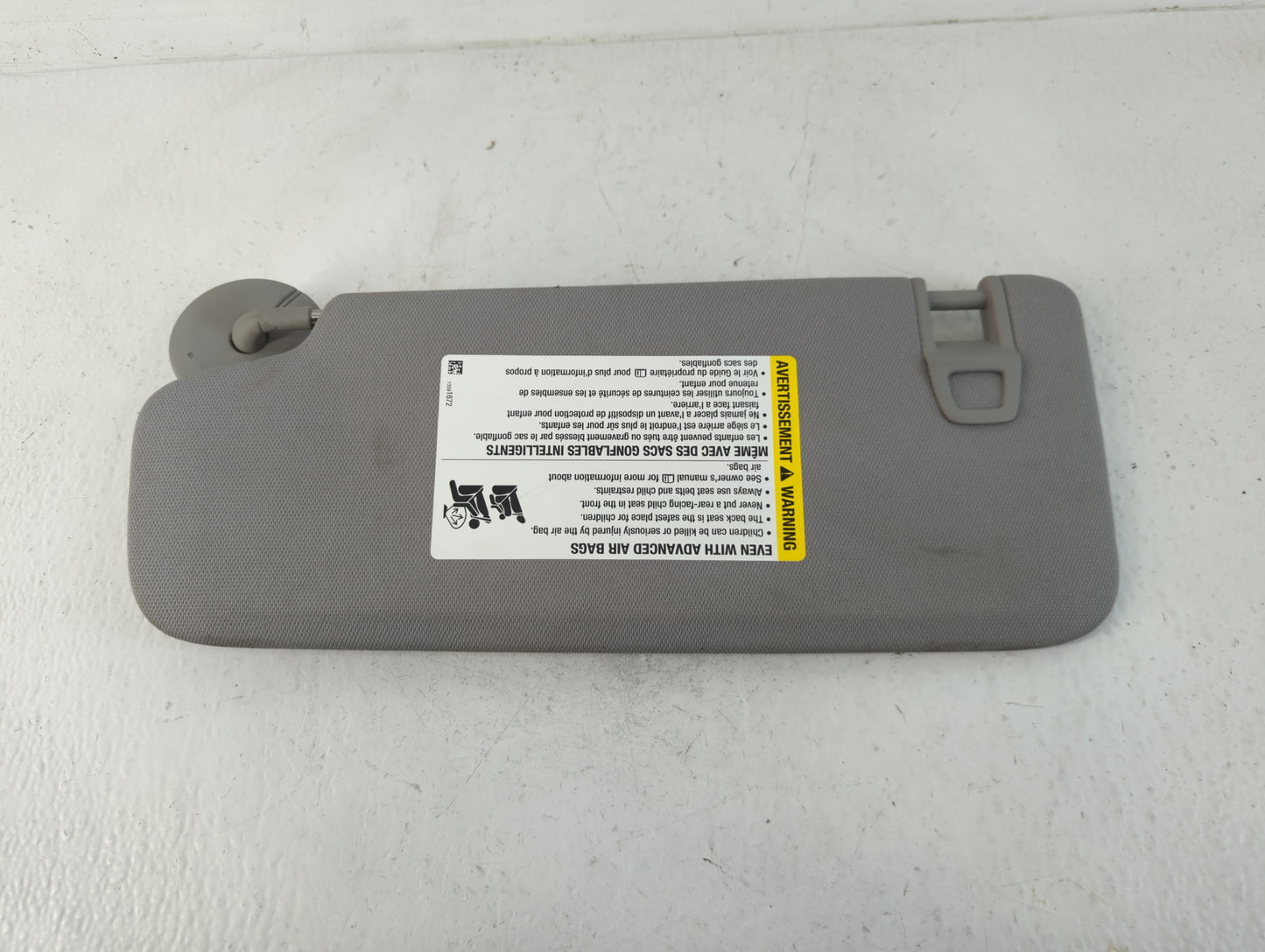 2018 Gmc Terrain Sun Visor Shade Replacement Passenger Right Mirror Fits OEM Used Auto Parts - Oemusedautoparts1.com