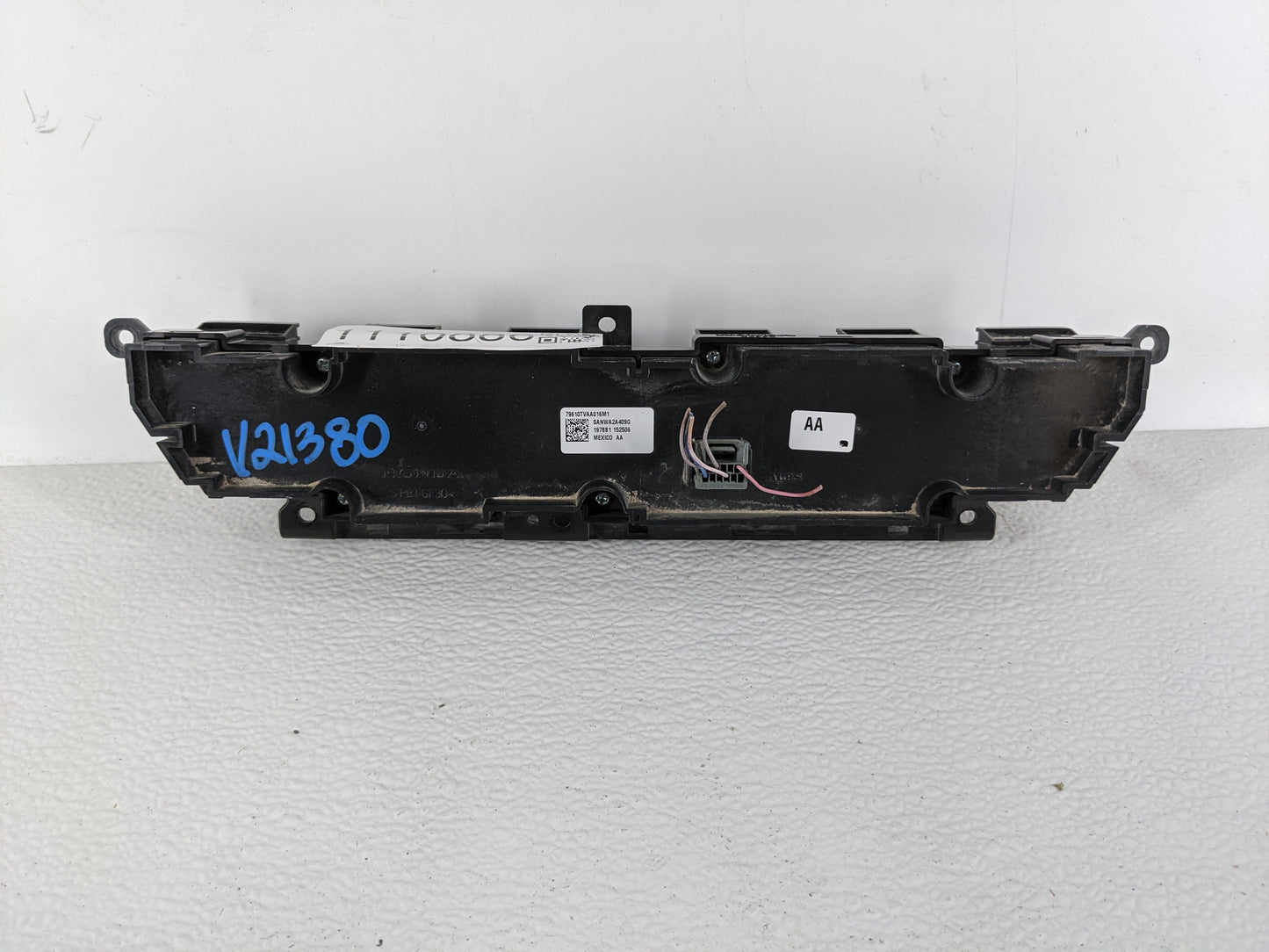 2018-2020 Honda Accord Climate Control Module Temperature AC/Heater Replacement P/N:79610TVAA016M1 Fits Fits 2018 2019 2020