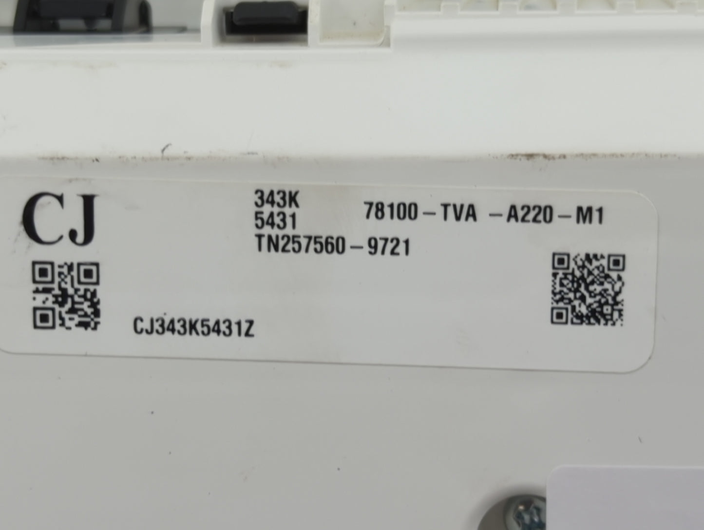 2018-2020 Honda Accord Instrument Cluster Speedometer Gauges P/N:78100-TVA-A220-M1 TN257560-9721 Miles: Fits Fits 2018 2019
