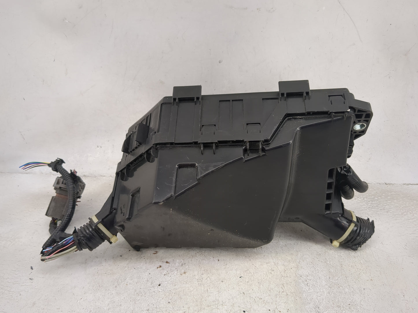 2018-2020 Honda Accord Fusebox Fuse Box Panel Relay Module P/N:38809-TVA-A020 38809-TVA-A120, 50-TVA-A010 Fits Fits 2018 201