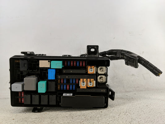 2016-2018 Honda Civic Fusebox Fuse Box Panel Relay Module P/N:TBA A210 A2 Fits Fits 2016 2017 2018 OEM Used Auto Parts