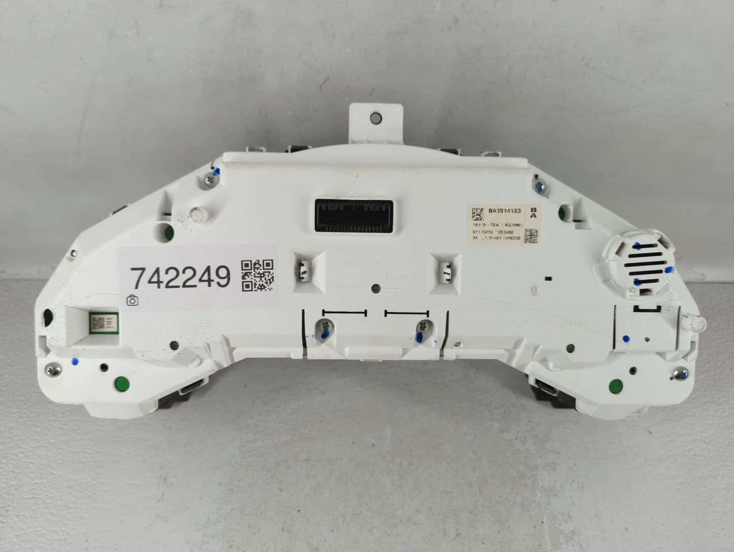 2016-2018 Honda Civic Instrument Cluster Speedometer Gauges P/N:BA0914183 Fits Fits 2016 2017 2018 OEM Used Auto Parts - Oem