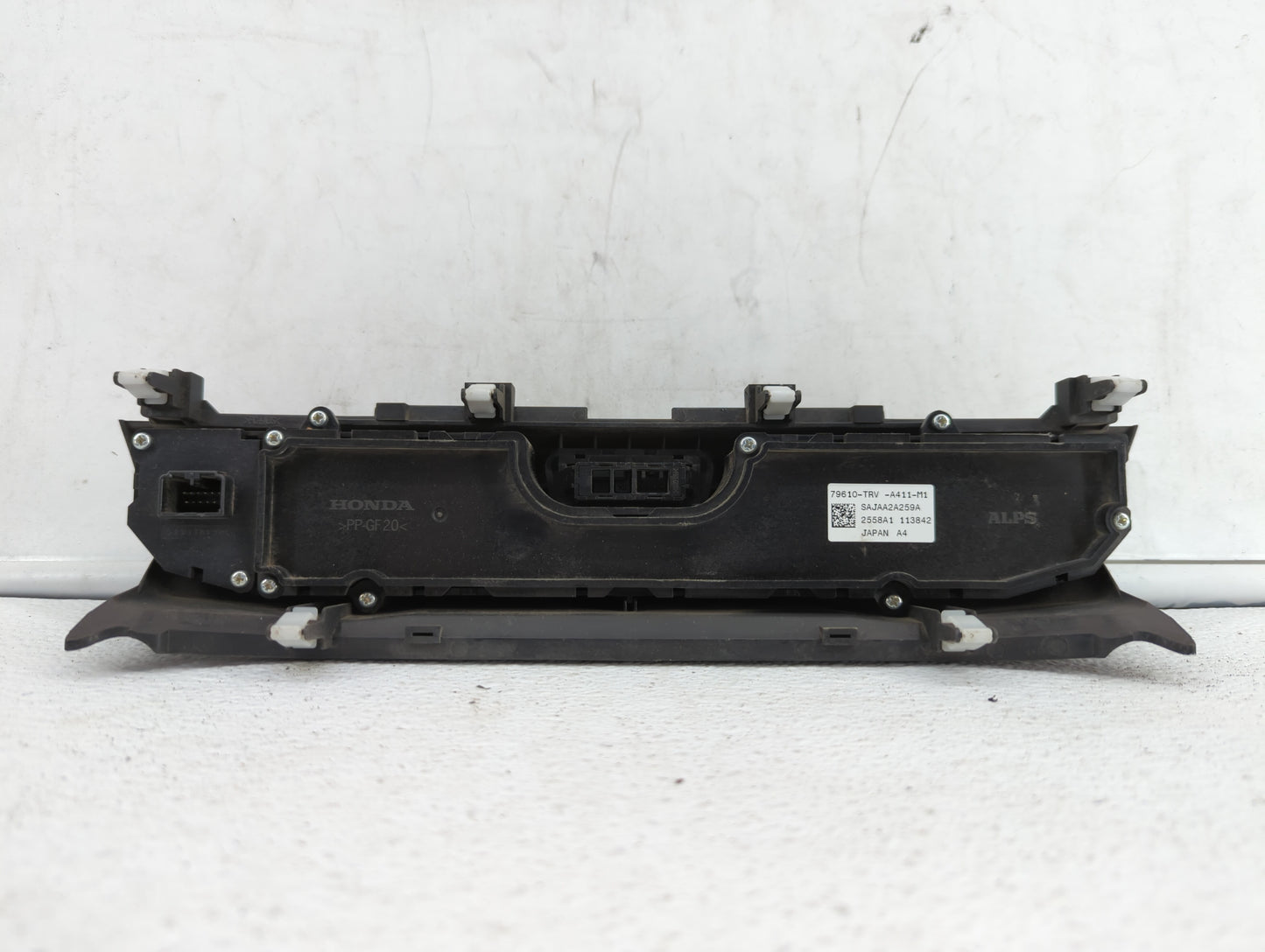 2018 Honda Clarity Climate Control Module Temperature AC/Heater Replacement Fits OEM Used Auto Parts - Oemusedautoparts1.com