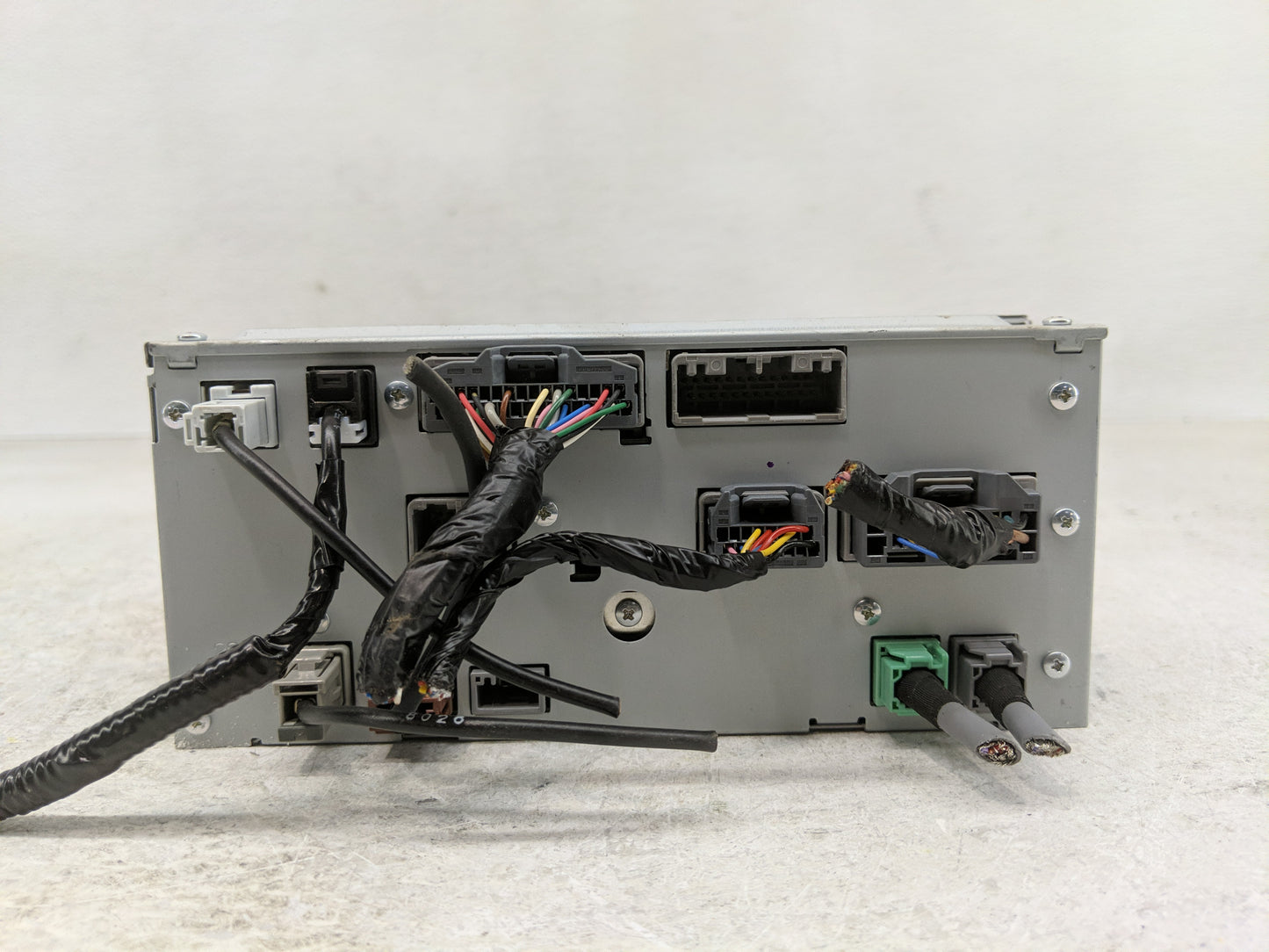 2018-2021 Honda Cr-V Radio AM FM Cd Player Receiver Replacement P/N:39101-TLA-A42-M1 Fits Fits 2018 2019 2020 2021 OEM Used