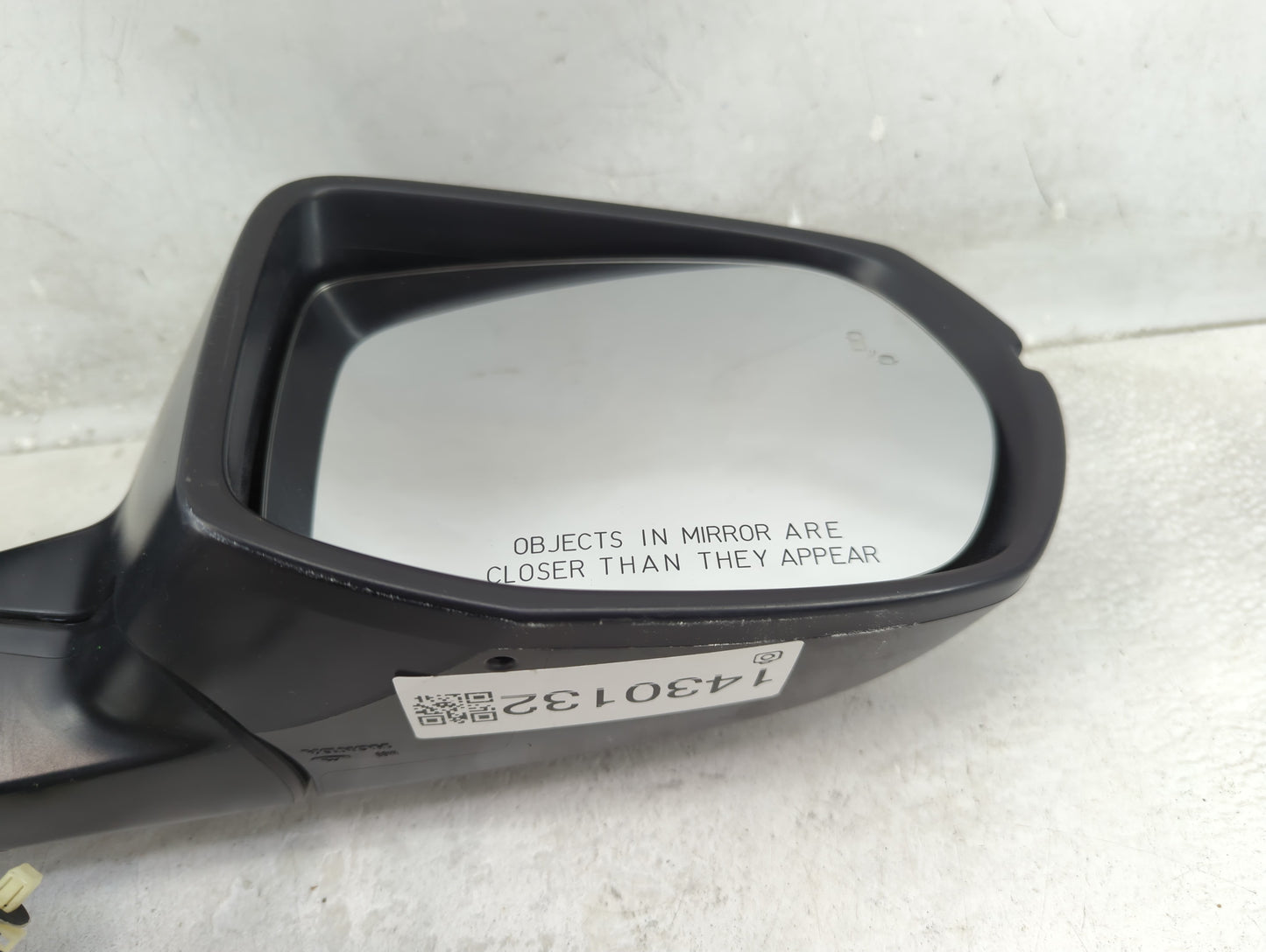 2017-2022 Honda Cr-V Passenger Side View Mirror - Right Door Mirror OEM Used - Oemusedautoparts1.com