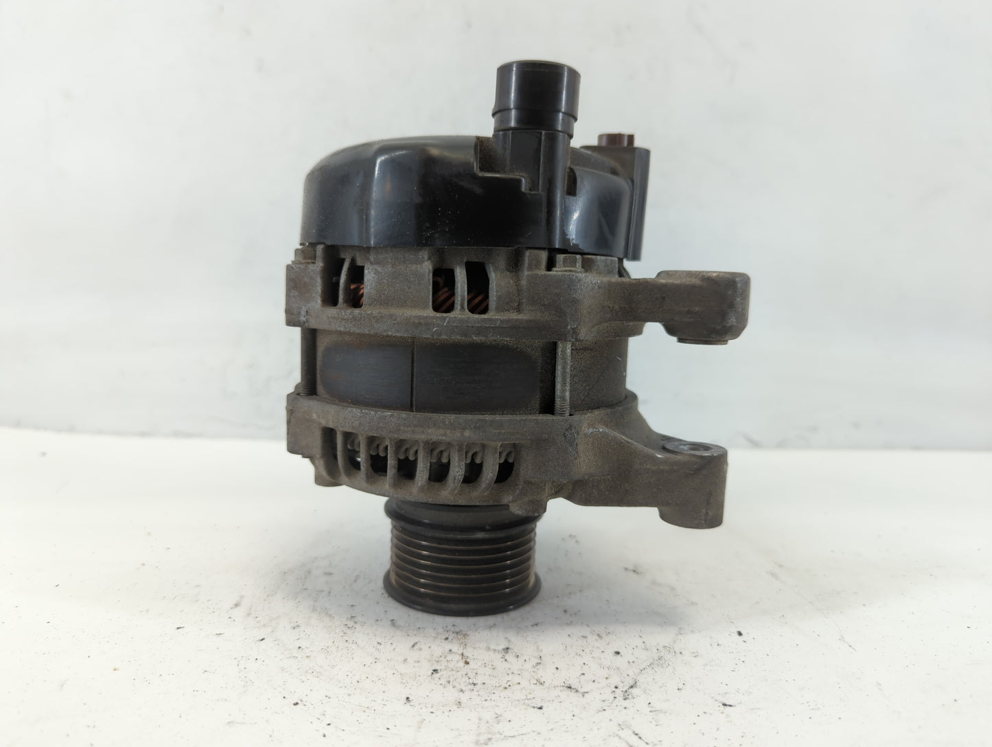 2020-2022 Honda Cr-V Alternator Replacement Generator Charging Assembly Engine OEM P/N:104211-4340 Fits OEM Used Auto Parts