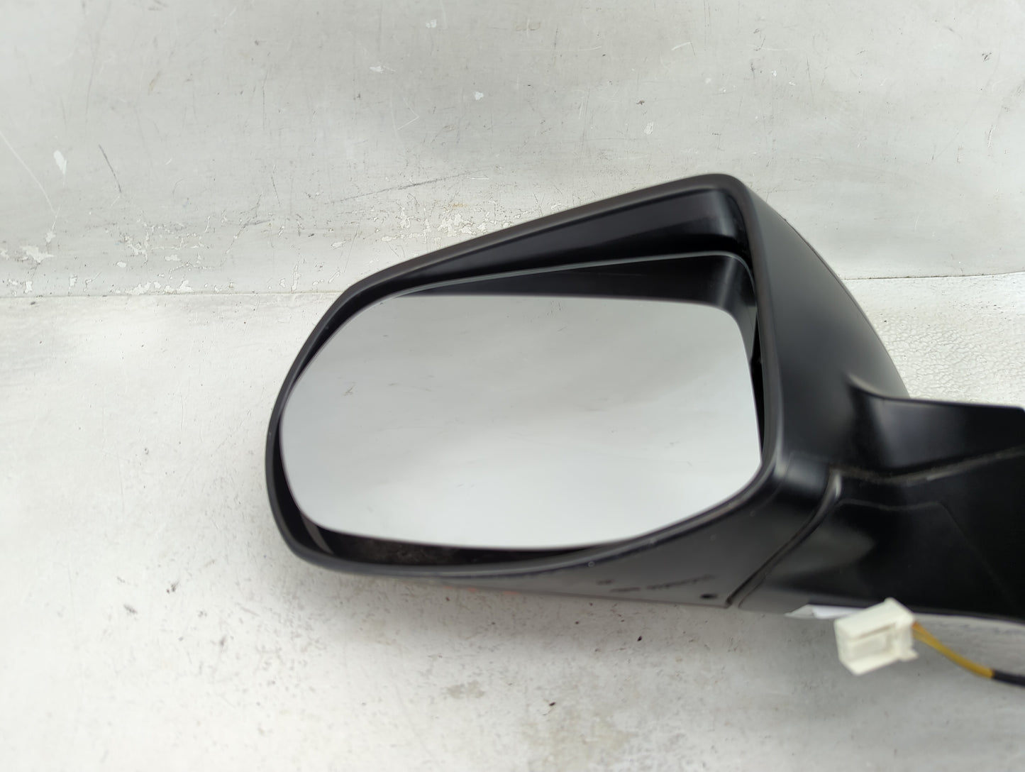 2018 Honda Hr-V Driver Side View Mirror - Left Door Mirror OEM Used - Oemusedautoparts1.com