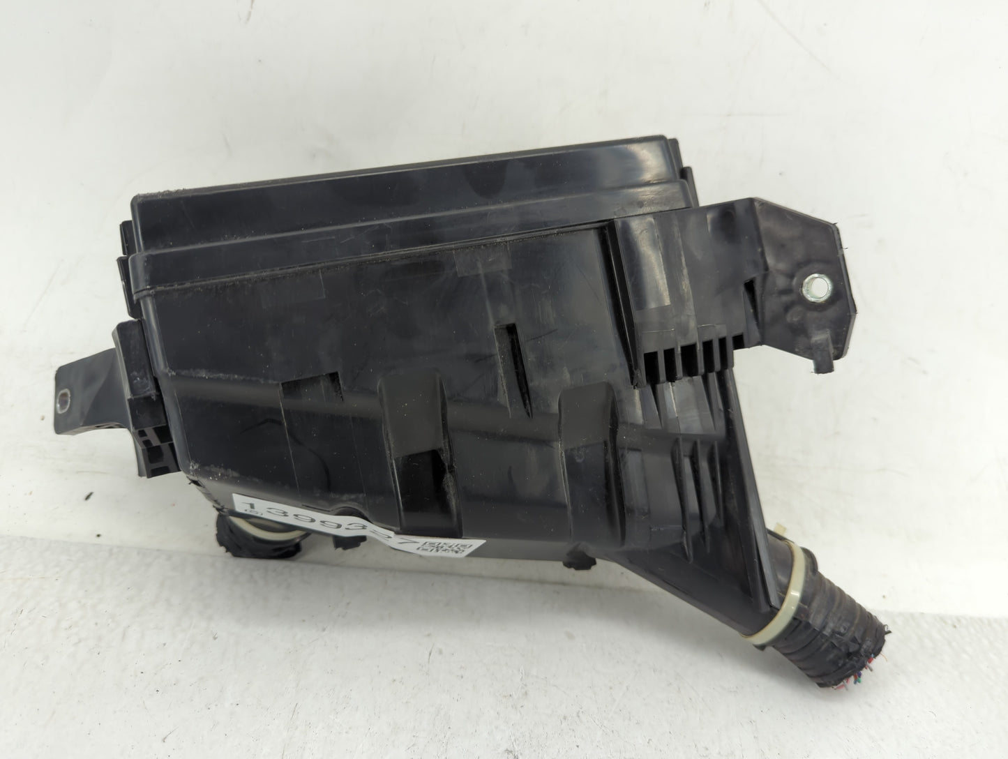2016-2018 Honda Hr-V Fusebox Fuse Box Panel Relay Module Fits Fits 2016 2017 2018 OEM Used Auto Parts - Oemusedautoparts1.co