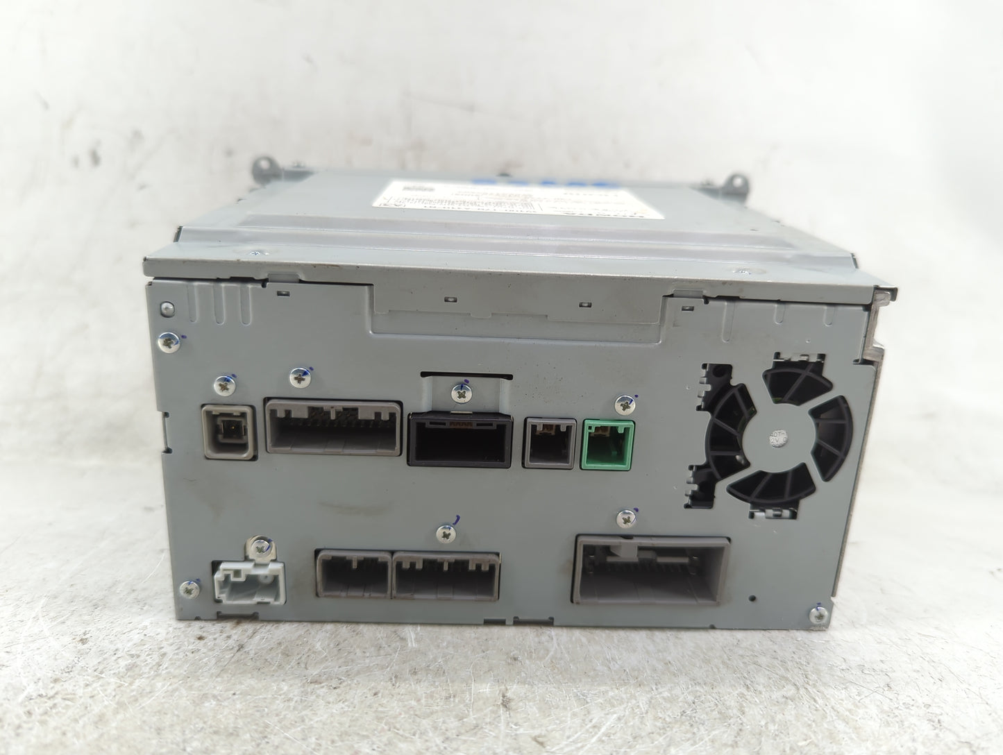 2018 Honda Hr-V Radio AM FM Cd Player Receiver Replacement P/N:39100-T7W-A310-M1 Fits OEM Used Auto Parts - Oemusedautoparts