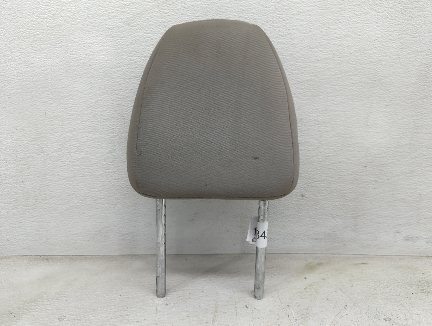 2016-2018 Honda Hr-v Headrest Head Rest Front Driver Seat Grey - Oemusedautoparts1.com