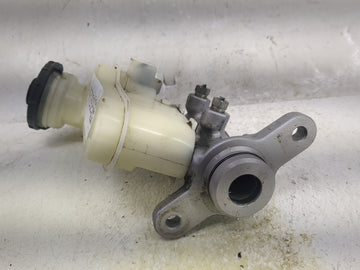 2016-2022 Honda Hr-v Brake Master Cylinder 1497292