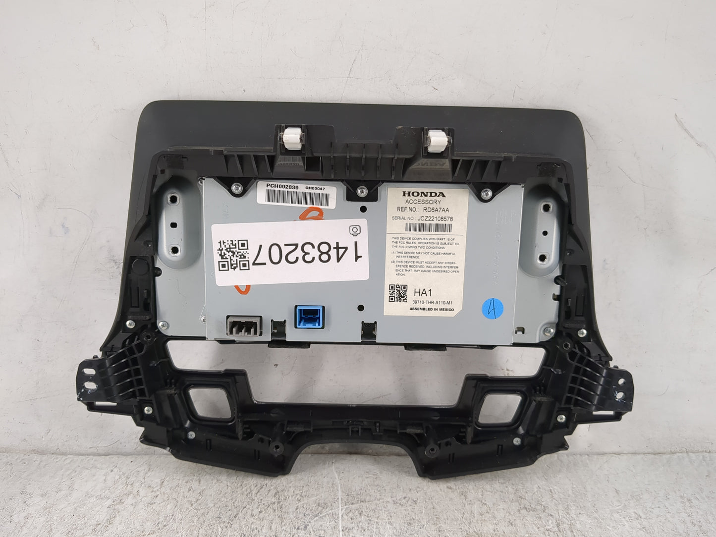 2018 Honda Odyssey Information Display Screen 1483207 - Oemusedautoparts1.com