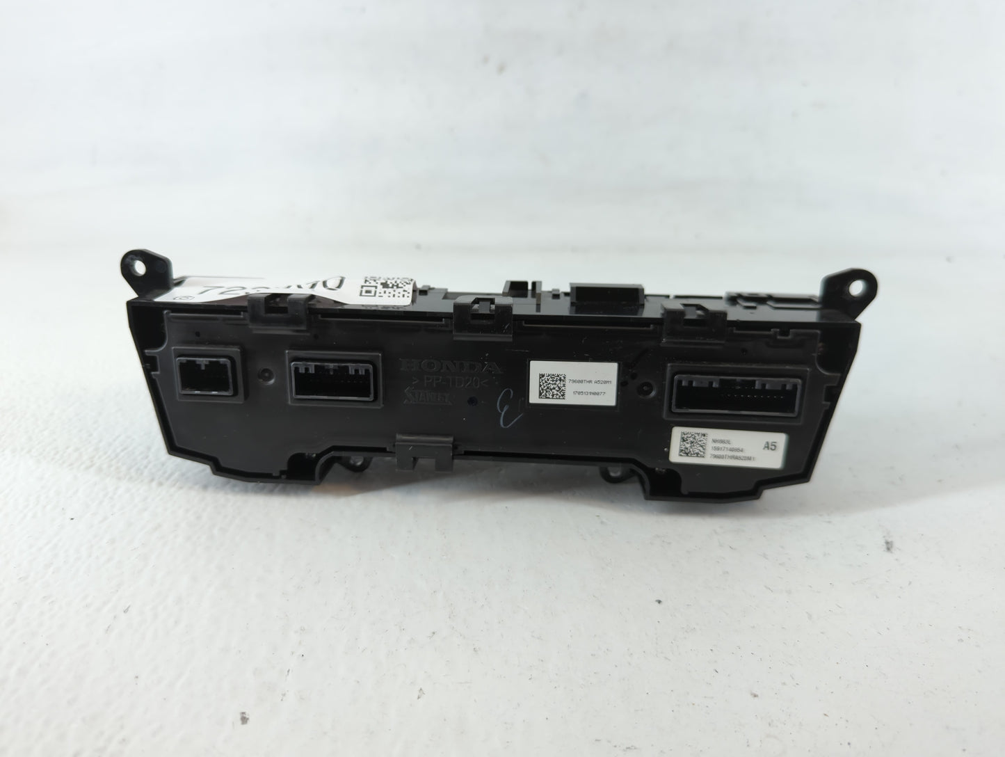 2018 Honda Odyssey Climate Control Module Temperature AC/Heater Replacement P/N:15917140654 Fits OEM Used Auto Parts - Oemus