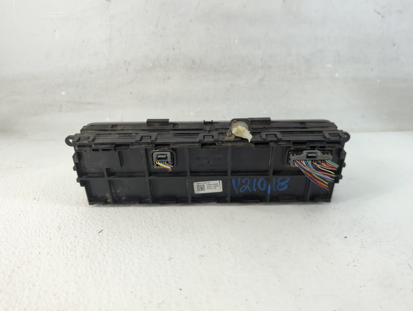 2016-2018 Honda Pilot Climate Control Module Temperature AC/Heater Replacement P/N:79600TG7A011M Fits Fits 2016 2017 2018 OE