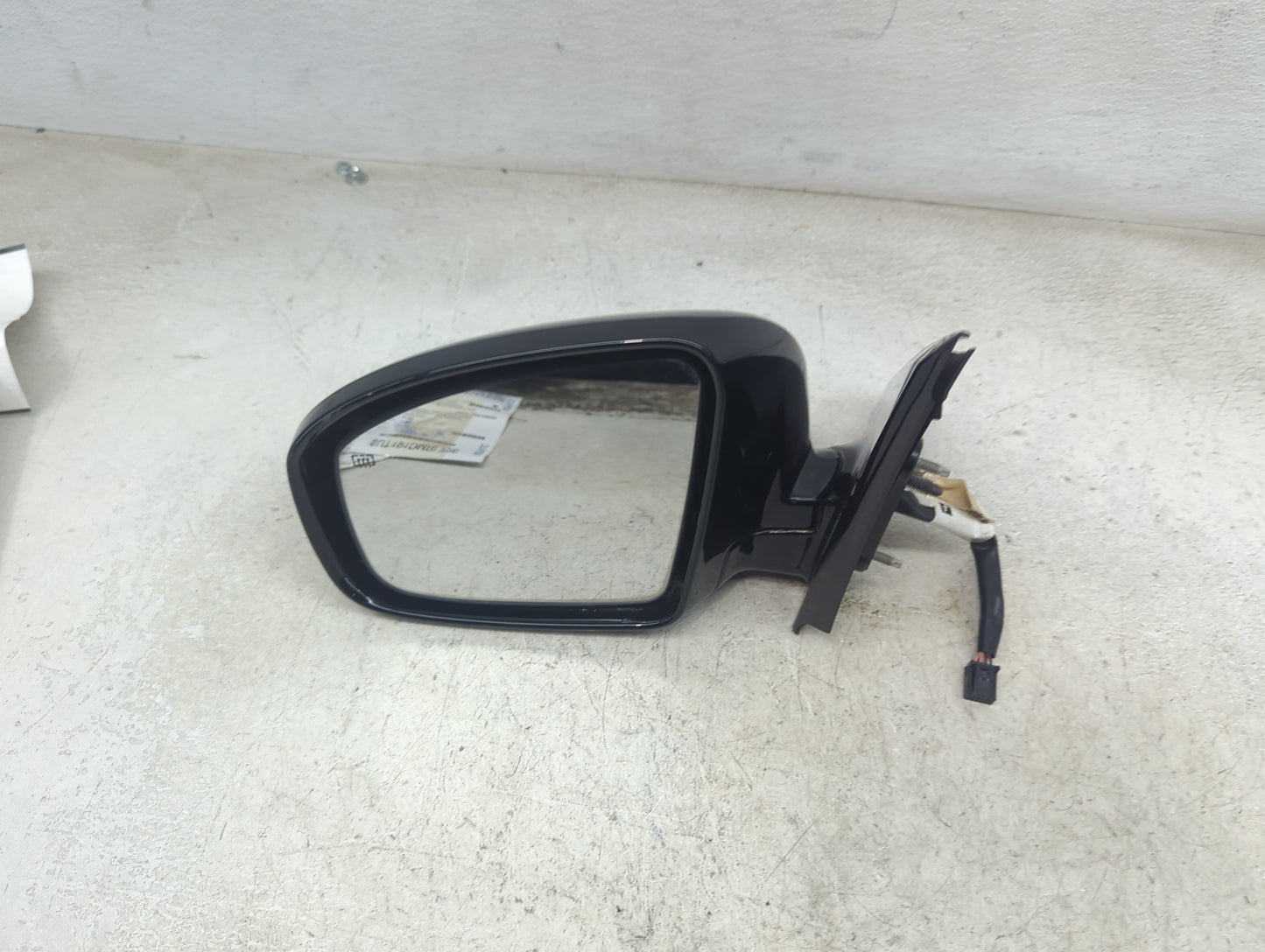 2017-2018 Honda Pilot Driver Side View Mirror - Left Door Mirror OEM Used - Oemusedautoparts1.com