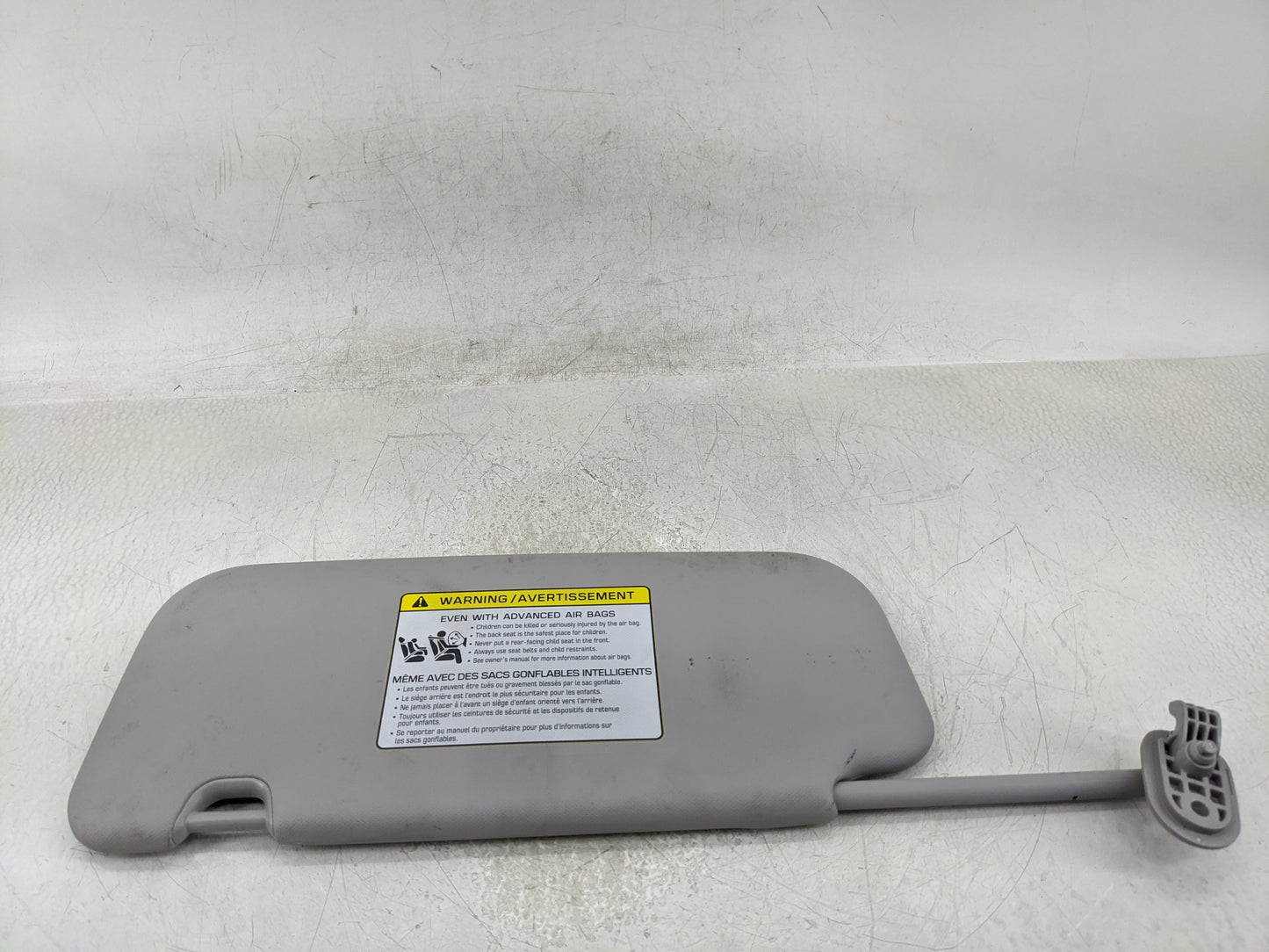 2018-2022 Hyundai Accent Sun Visor Shade Replacement Passenger Right Mirror Fits Fits 2018 2019 2020 2021 2022 OEM Used Auto