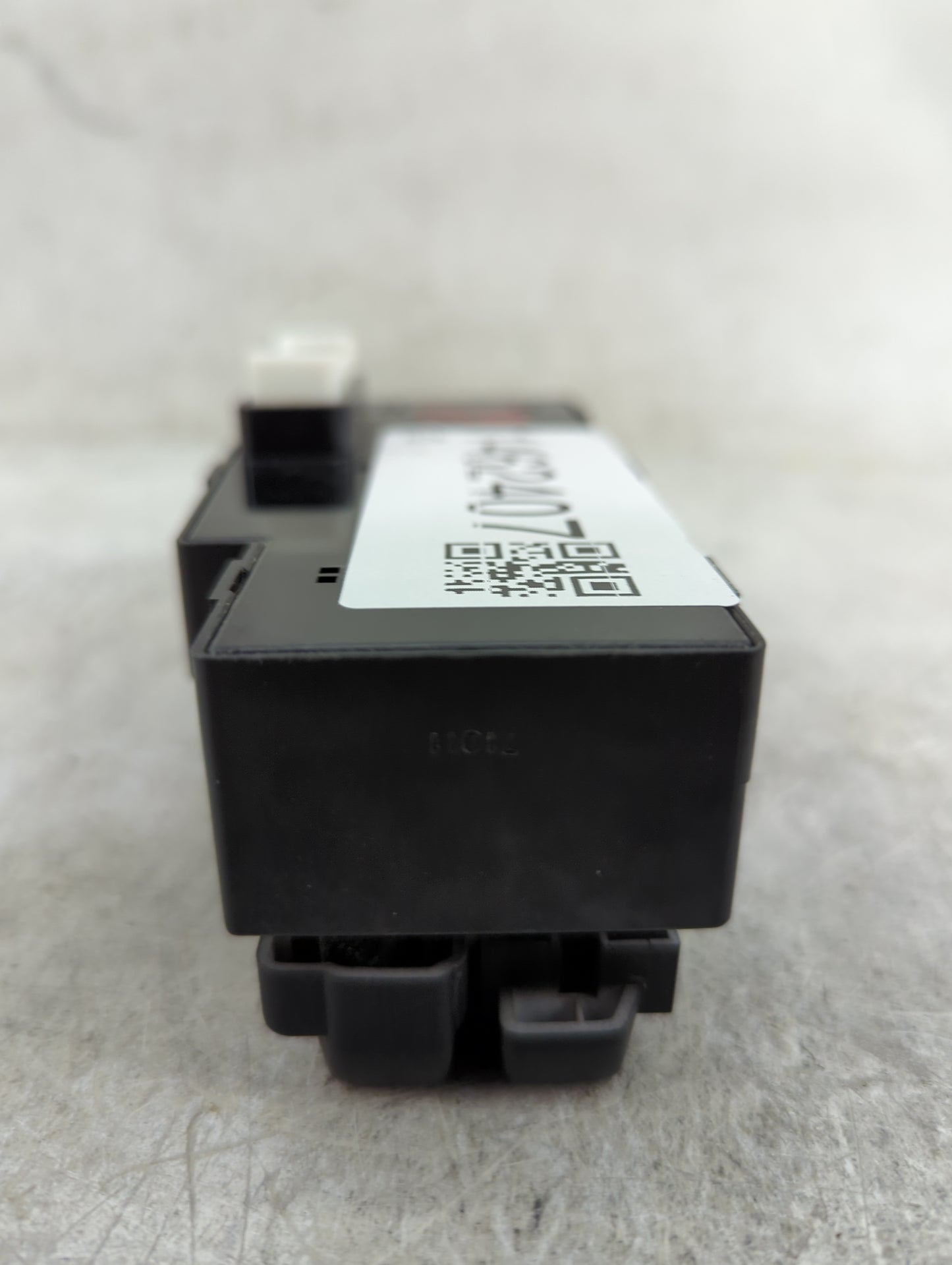 2018-2022 Hyundai Accent Master Power Window Switch Replacement Driver Side Left P/N:299174009 Fits Fits 2018 2019 2020 2021