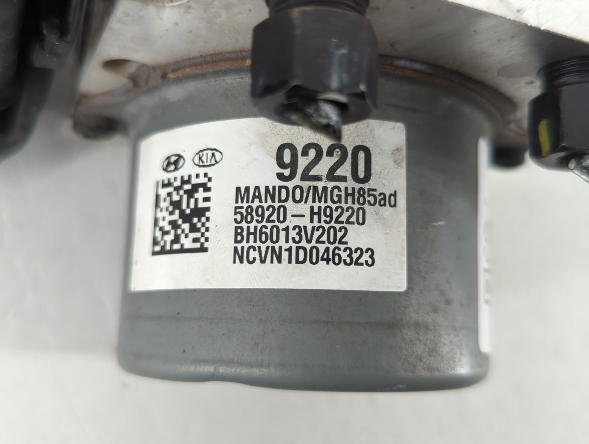 2018-2019 Hyundai Accent Anti-Lock Brake ABS Pump Module Actuator OEM P/N:58920-H9220 Fits Fits 2018 2019 OEM Used Auto Part