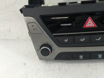 2017-2018 Hyundai Elantra Climate Control Module Temperature AC/Heater Replacement P/N:97250-F20624X Fits Fits 2017 2018 OEM Used Auto Parts