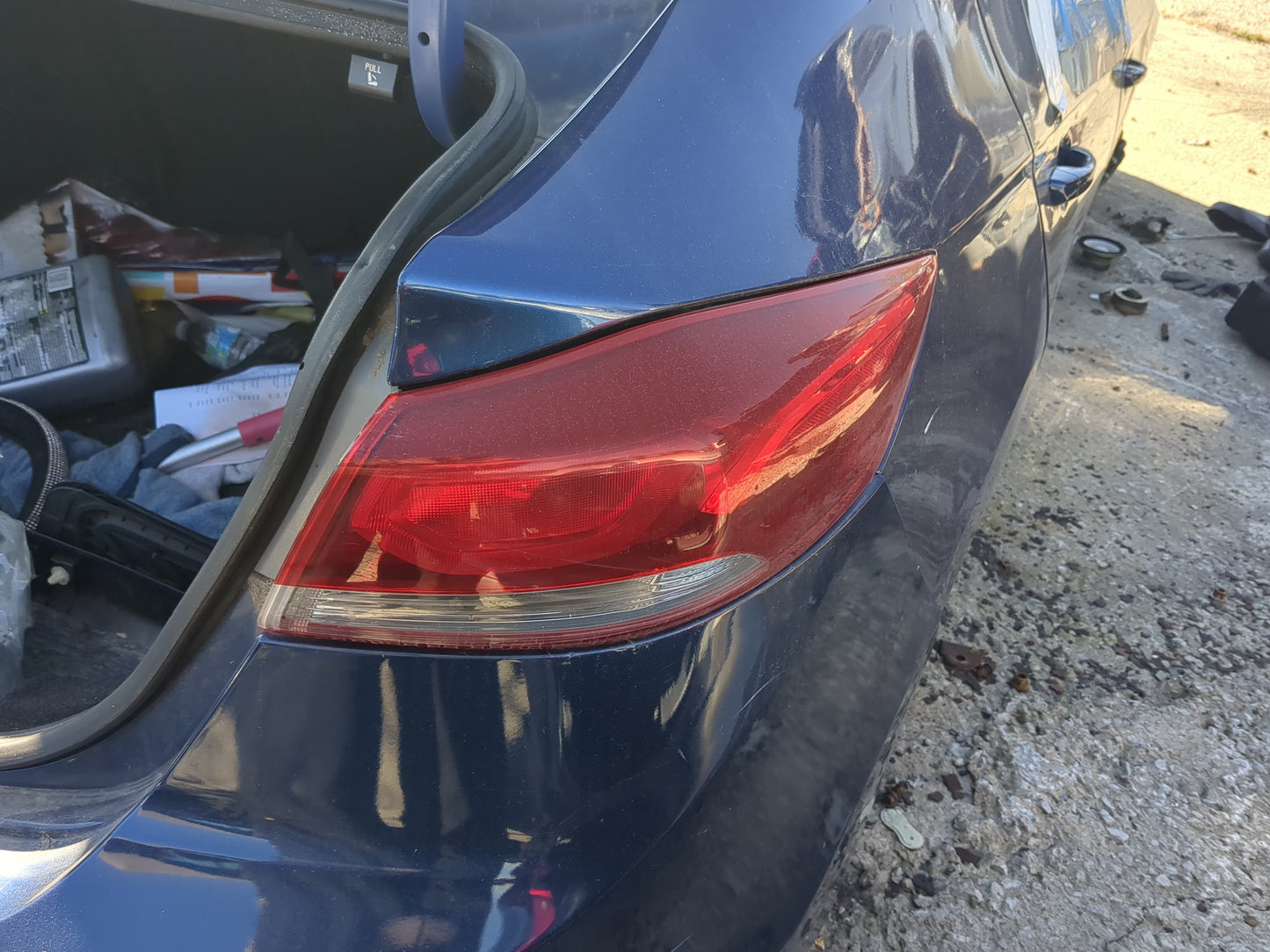 2017-2018 Hyundai Elantra Tail Light Assembly Passenger Right OEM Fits Fits 2017 2018 OEM Used Auto Parts - Oemusedautoparts