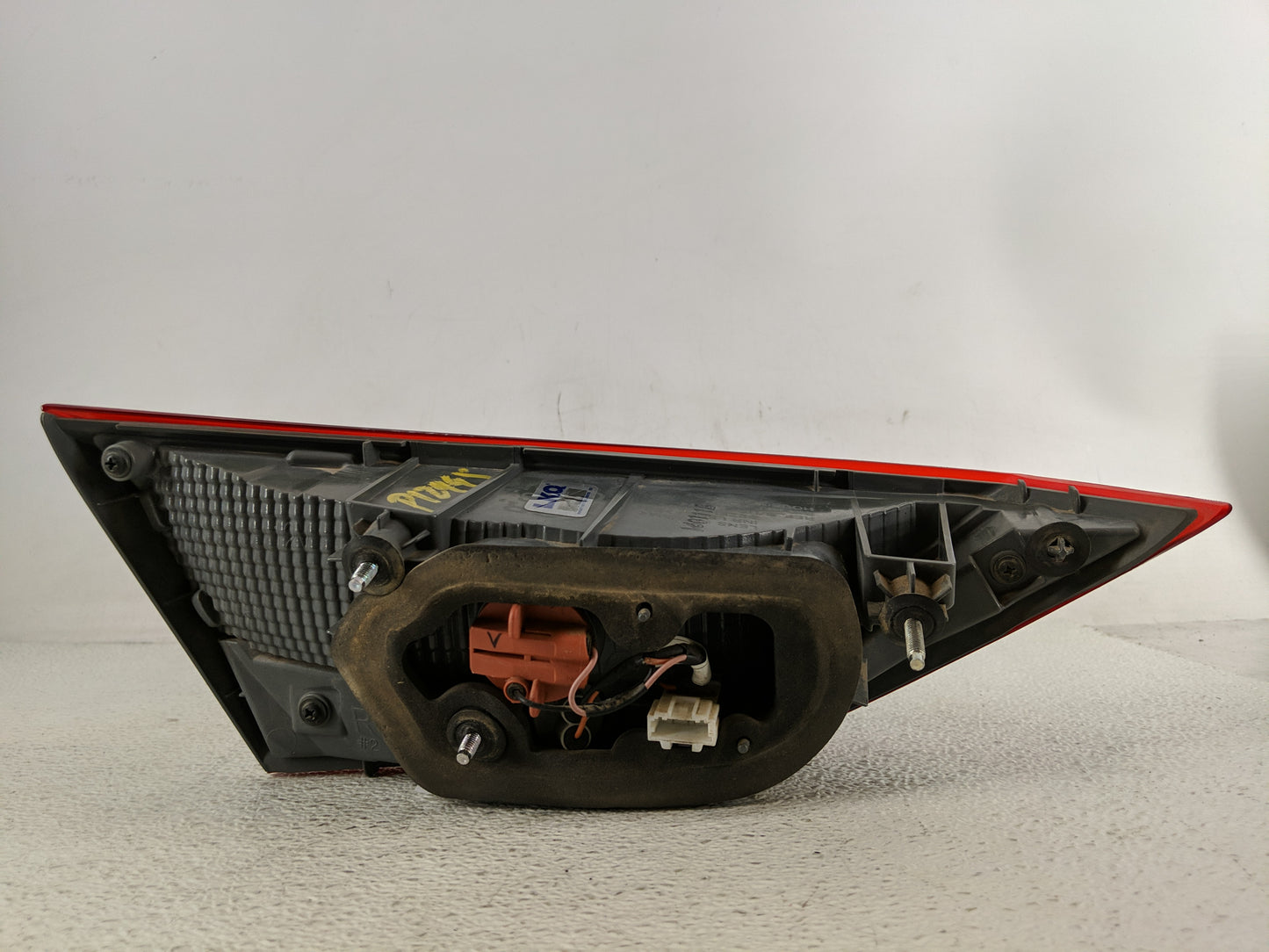 2017-2018 Hyundai Elantra Tail Light Assembly Passenger Right OEM P/N:92402-F20 Fits Fits 2017 2018 OEM Used Auto Parts - Oe