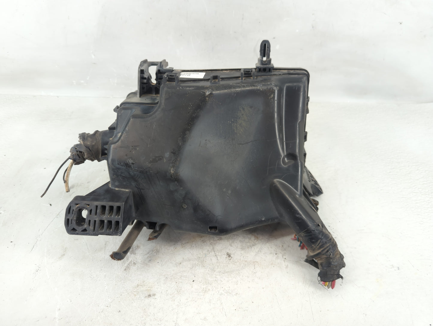 2018 Hyundai Elantra Fusebox Fuse Box Panel Relay Module P/N:1701171381 Fits OEM Used Auto Parts - Oemusedautoparts1.com