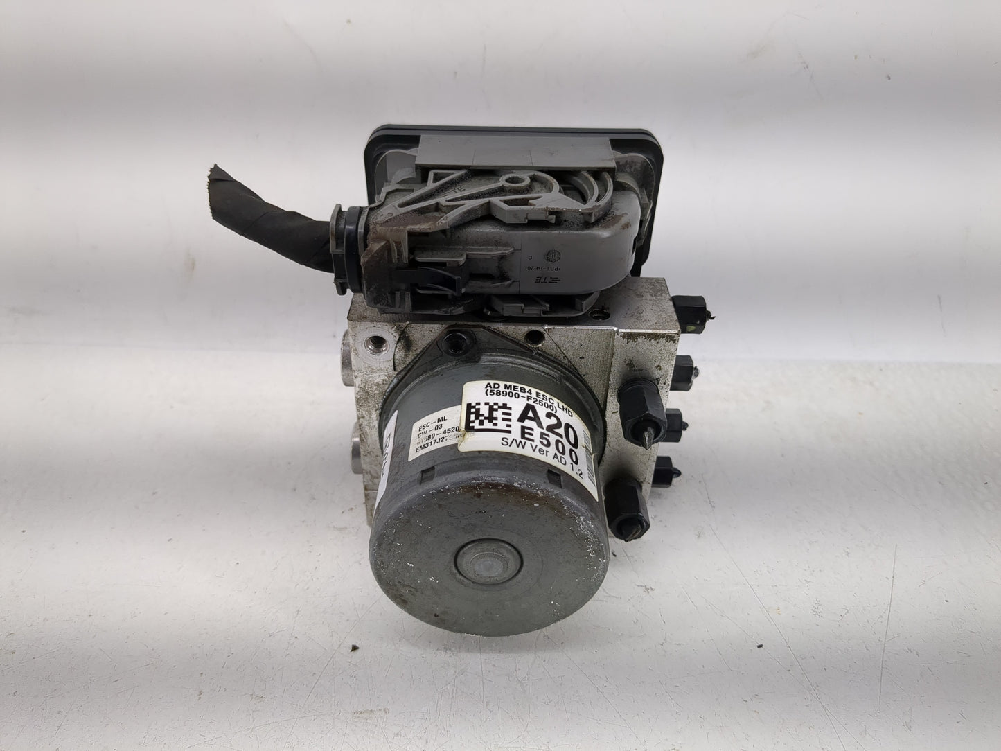 2017-2019 Hyundai Elantra ABS Pump Control Module Replacement P/N:F2589-30500 58900-F2500 Fits Fits 2017 2018 2019 OEM Used