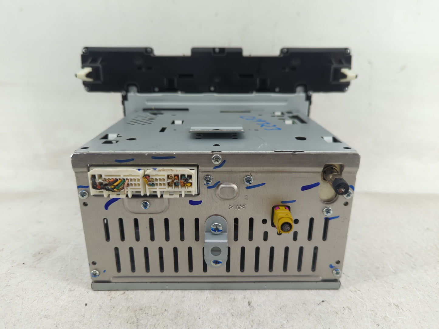 2017-2018 Hyundai Elantra Radio AM FM Cd Player Receiver Replacement P/N:96170-F2100UAT Fits Fits 2017 2018 OEM Used Auto Pa