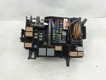 2018 Hyundai Elantra Fusebox Fuse Box Panel Relay Module Fits OEM Used Auto Parts