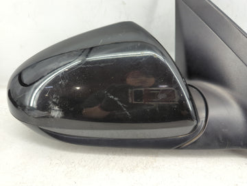 2018-2020 Hyundai Elantra Passenger Side View Mirror - Right Door Mirror OEM Used