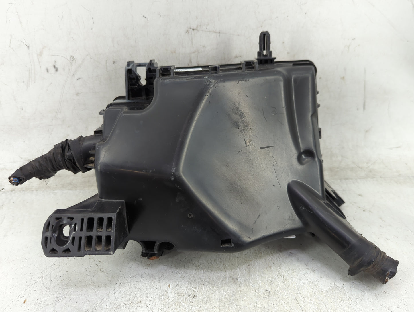 2018 Hyundai Elantra Fusebox Fuse Box Panel Relay Module P/N:91956-F2022 Fits OEM Used Auto Parts - Oemusedautoparts1.com