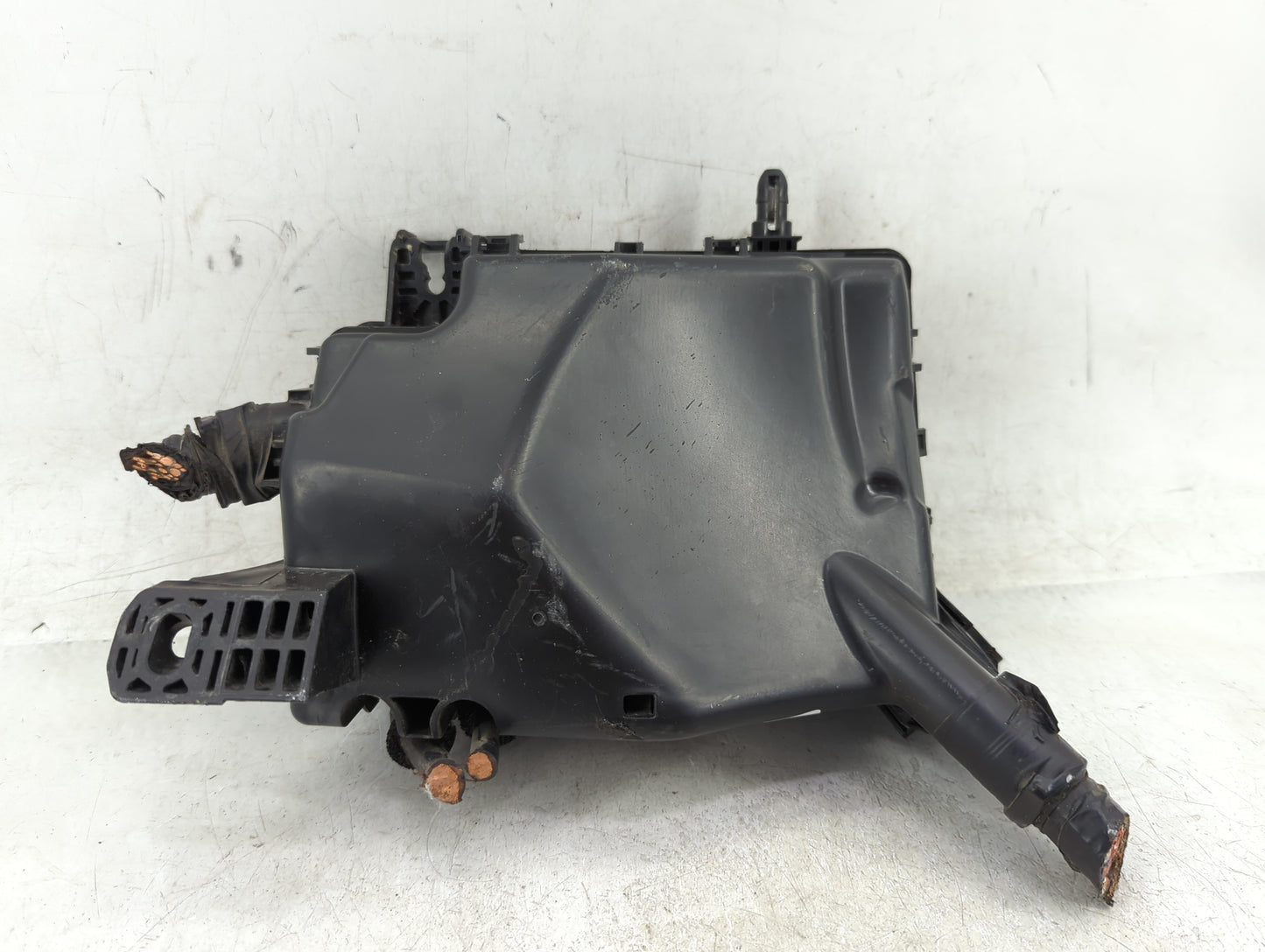 2018 Hyundai Elantra Fusebox Fuse Box Panel Relay Module Fits OEM Used Auto Parts - Oemusedautoparts1.com