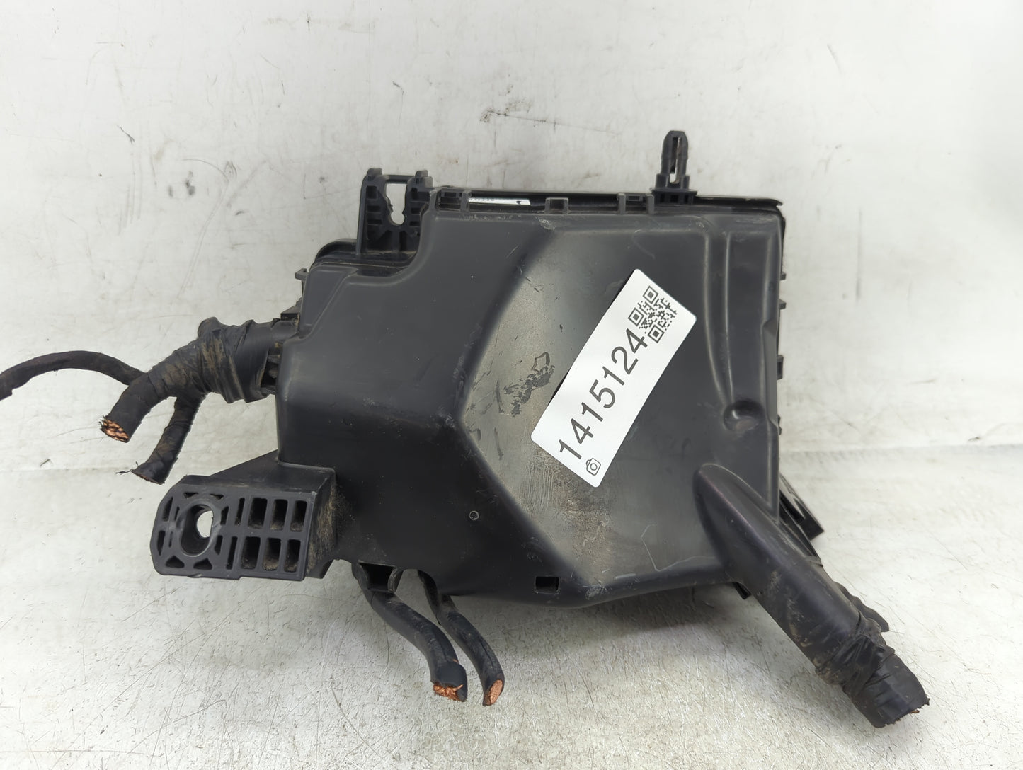 2018 Hyundai Elantra Fusebox Fuse Box Panel Relay Module P/N:91956-F2022 Fits OEM Used Auto Parts - Oemusedautoparts1.com