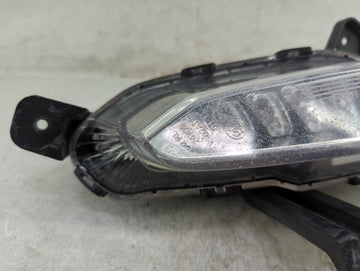 Hyundai Elantra Driver Left Oem Front Light Lamp