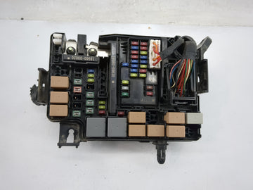 2018 Hyundai Elantra Fusebox Fuse Box Panel Relay Module P/N:18980-09620 18980-09630, 91956-F202 Fits OEM Used Auto Parts