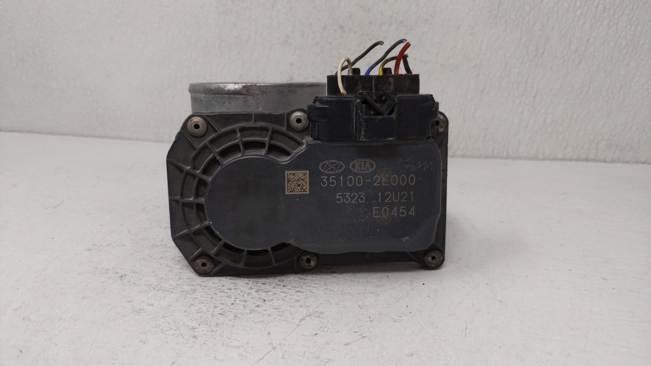 2011-2018 Hyundai Elantra Throttle Body P/N:35100-2E000 Fits Fits 2011 2012 2013 2014 2015 2016 2017 2018 2019 OEM Used Auto