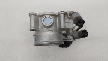 2011-2018 Hyundai Elantra Throttle Body P/N:35100-2E000 Fits Fits 2011 2012 2013 2014 2015 2016 2017 2018 2019 OEM Used Auto Parts