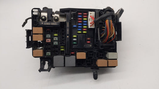 2018 Hyundai Elantra Fusebox Fuse Box Panel Relay Module P/N:91219-G3210 Fits OEM Used Auto Parts