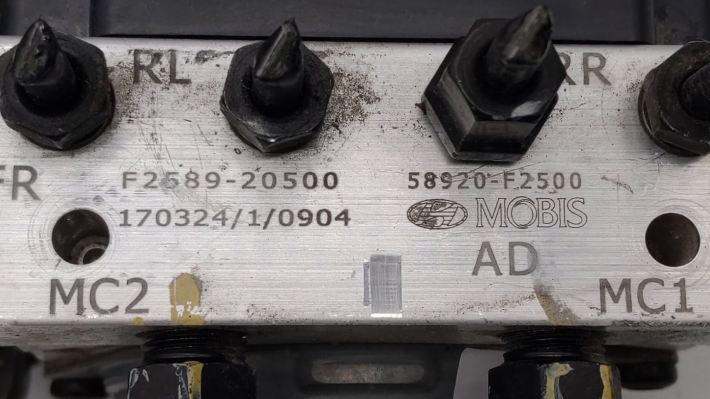 2017-2018 Hyundai Elantra ABS Pump Control Module Replacement P/N:58900-F2500 58920-F2500 Fits Fits 2017 2018 OEM Used Auto