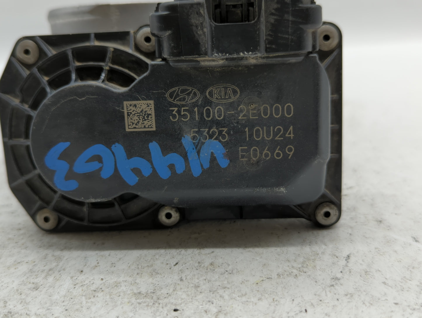 2011-2018 Hyundai Elantra Throttle Body P/N:35100-2E710 35100-2E000 Fits Fits 2011 2012 2013 2014 2015 2016 2017 2018 2019 O