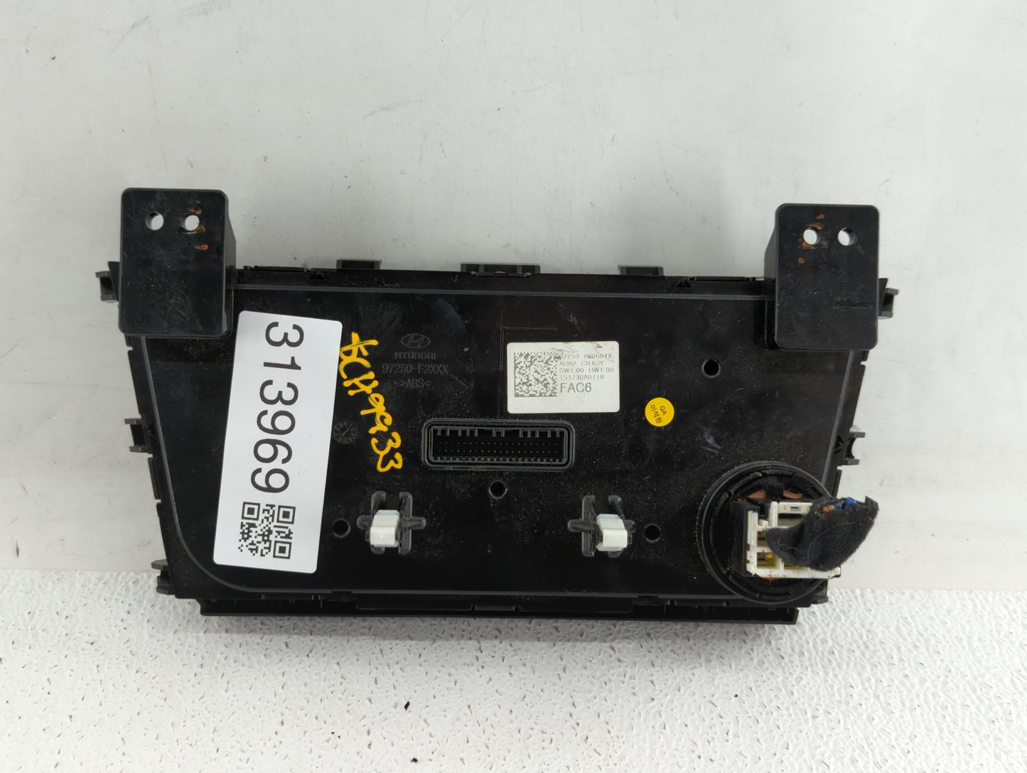 2017-2018 Hyundai Elantra Climate Control Module Temperature AC/Heater Replacement P/N:97250-F20614X 97250-F2AH0 Fits OEM Us