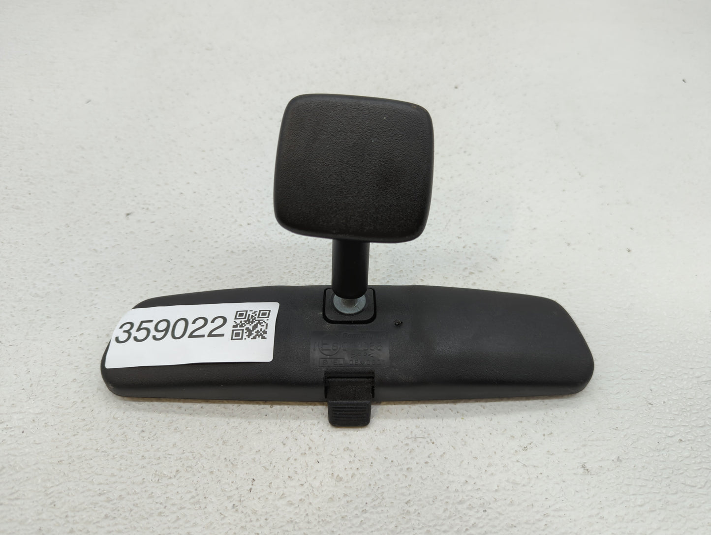2018 Hyundai Elantra Interior Rear View Mirror Replacement OEM P/N:E8011083 Fits OEM Used Auto Parts - Oemusedautoparts1.com