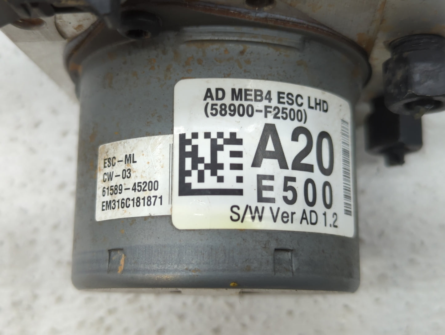 2017-2018 Hyundai Elantra ABS Pump Control Module Replacement P/N:58900-F2500 58920-F2500 Fits Fits 2017 2018 OEM Used Auto