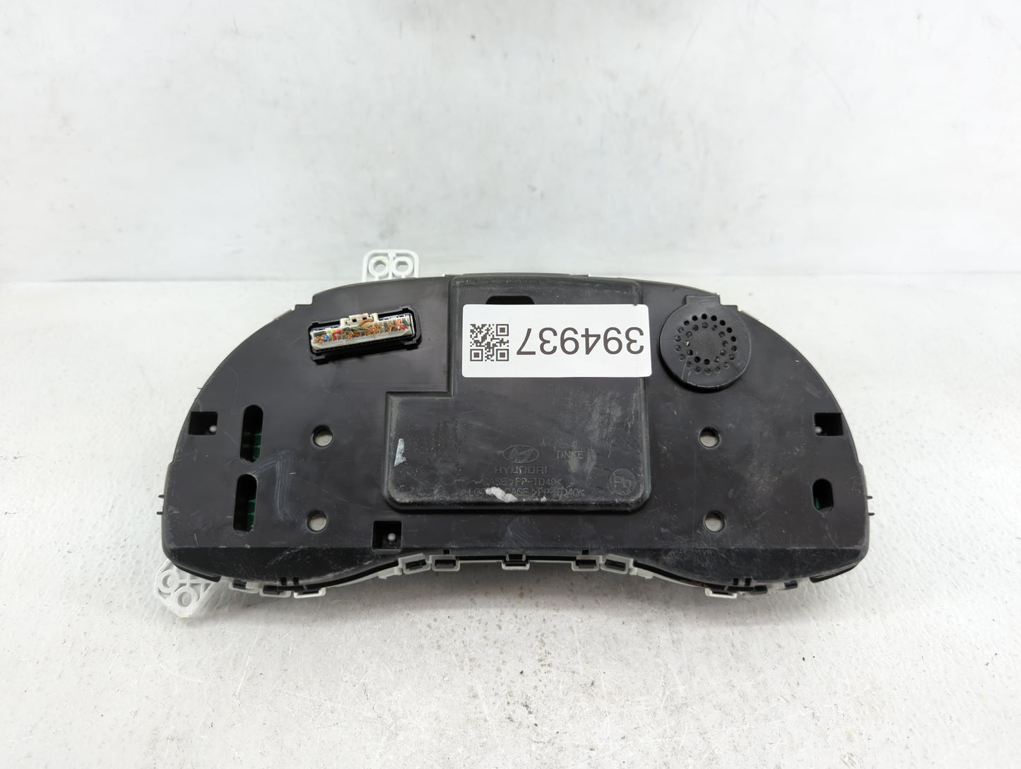2017-2018 Hyundai Elantra Instrument Cluster Speedometer Gauges P/N:94011-F2061 94001-F2060, 94011-F2060 Fits Fits 2017 2018