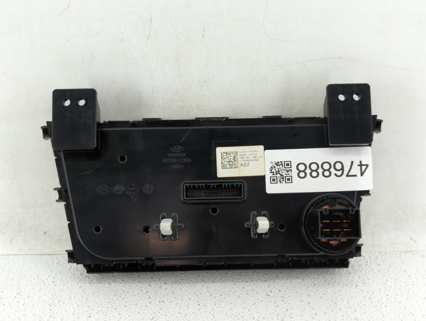 2017-2018 Hyundai Elantra Climate Control Module Temperature AC/Heater Replacement P/N:97250-F20624X 97250-F2231RET Fits OEM