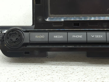 2017-2018 Hyundai Elantra Am Fm Cd Player Radio Receiver