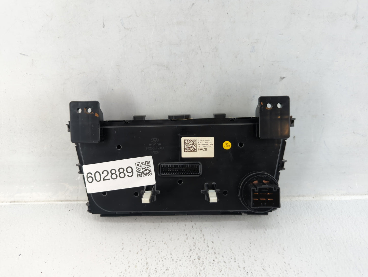 2017-2018 Hyundai Elantra Climate Control Module Temperature AC/Heater Replacement P/N:97250-F20624X Fits Fits 2017 2018 OEM