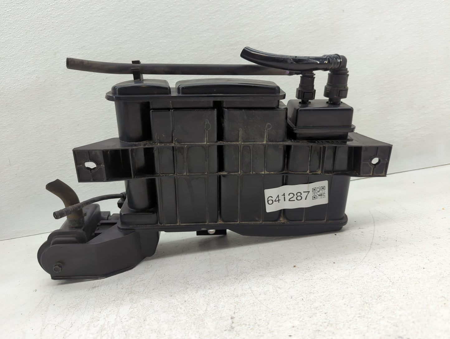2018 Hyundai Elantra Fuel Vapor Charcoal Canister - Oemusedautoparts1.com