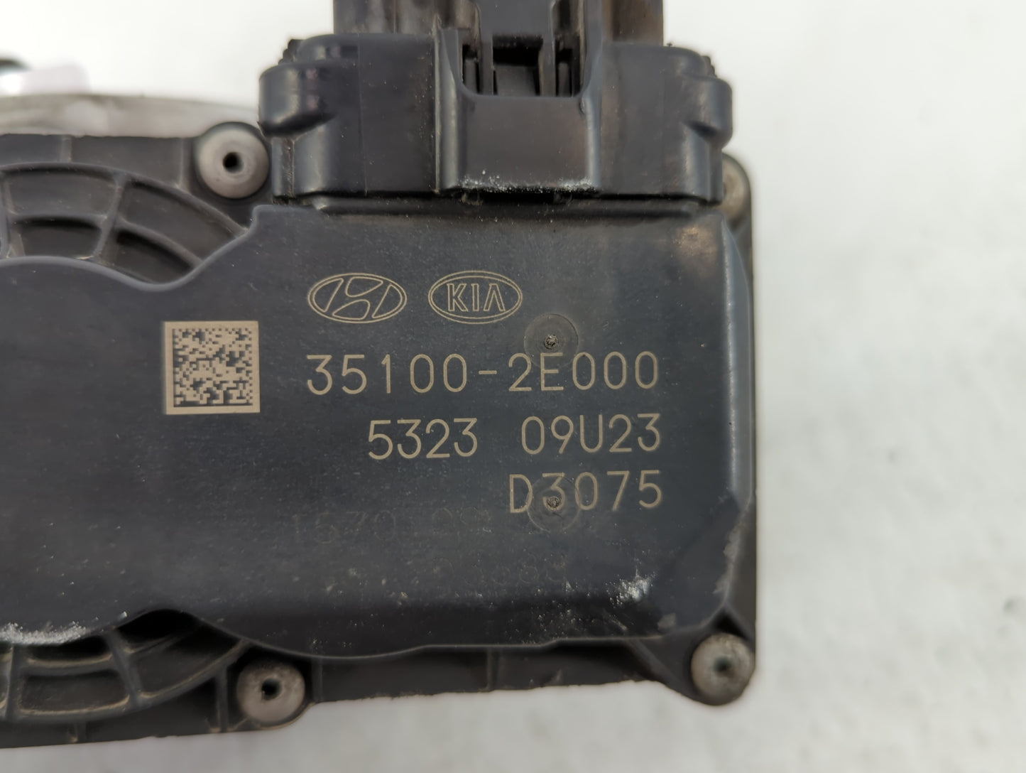 2011-2020 Hyundai Elantra Throttle Body P/N:35100-2E000 Fits Fits 2011 2012 2013 2014 2015 2016 2017 2018 2019 2020 2021 OEM